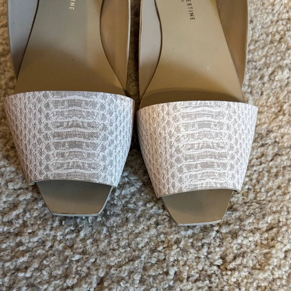 Elegant Cream Slingback Sandals - Picture 3 of 6